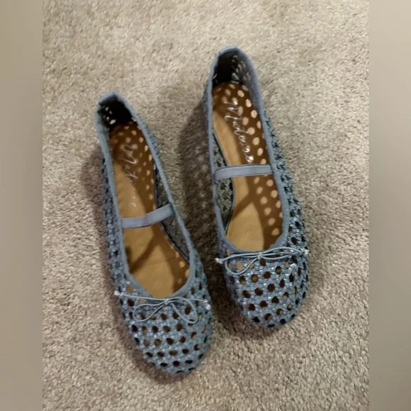 Matisse Blue Perforated Flats Slip-On Comfort - Picture 6 of 13